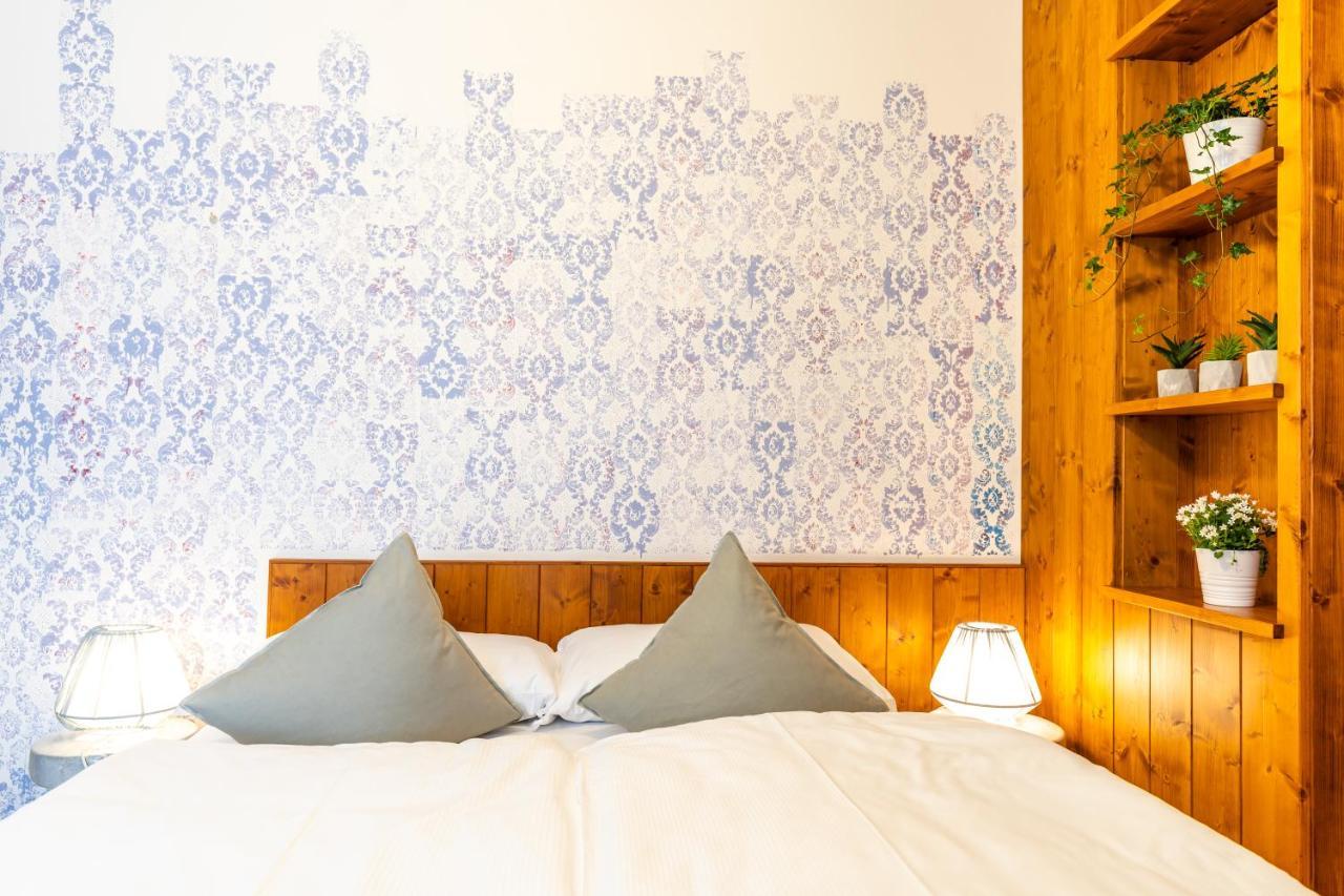 Sleep In Venzone Hotel Exterior photo