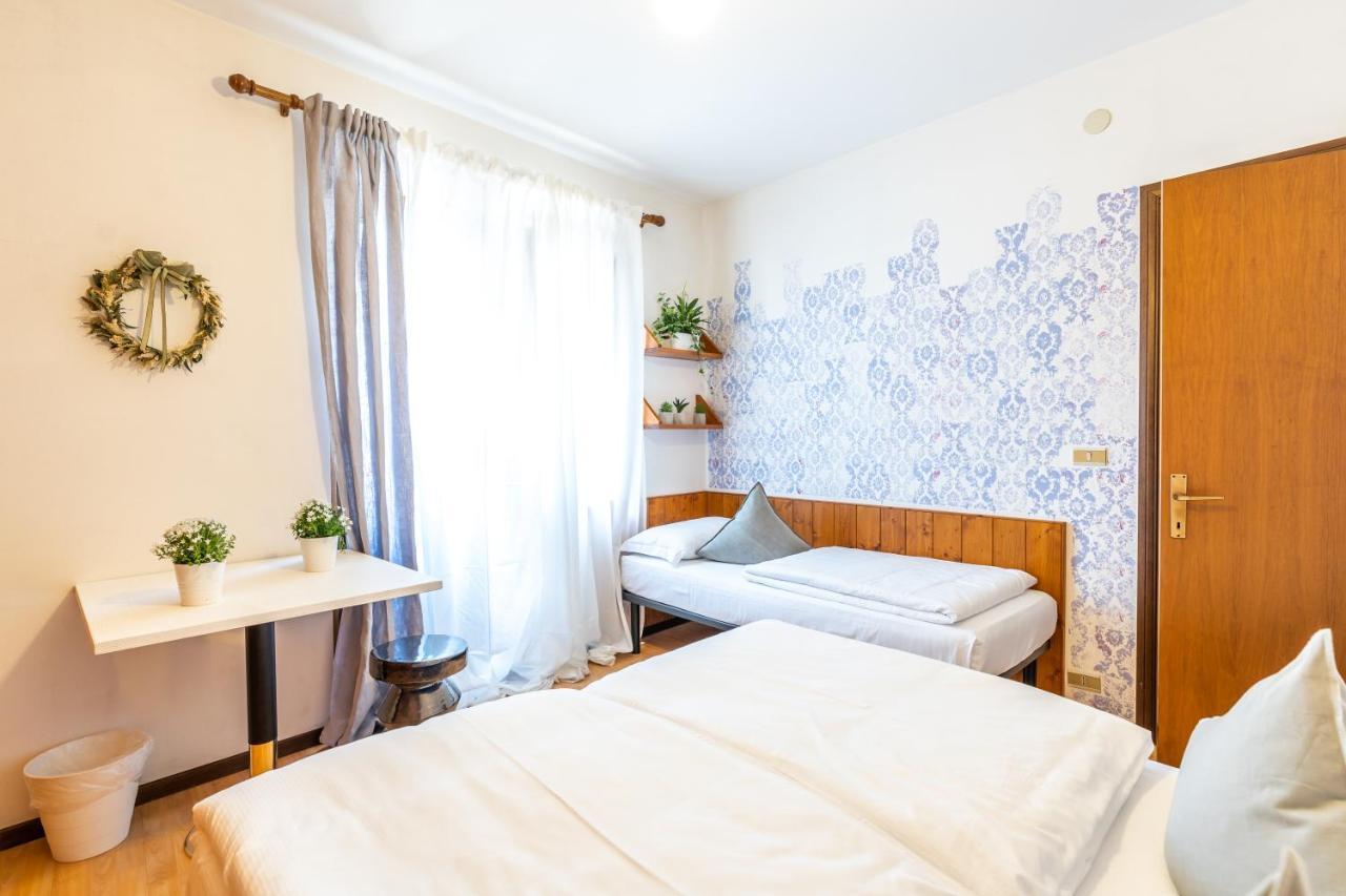 Sleep In Venzone Hotel Exterior photo